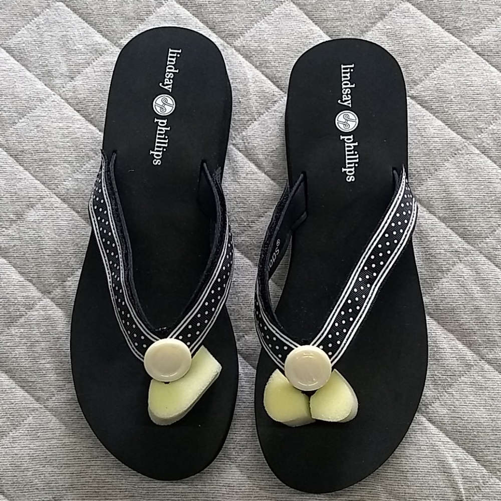 Lindsay Phillips switch flops NEW 10